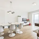 Modern Seaview At - 6 Guests