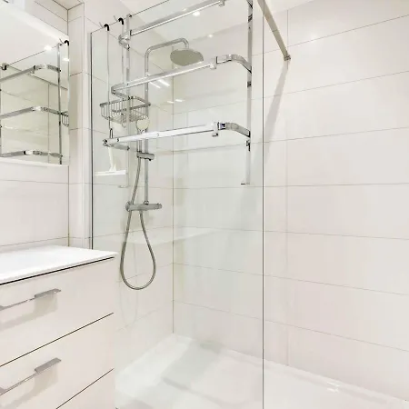 Apartman Malouki - 4 Star With Magnificent Sea View