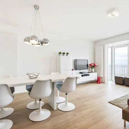 Malouki - 4 Star With Magnificent Sea View Koksijde