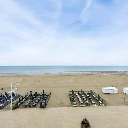 Apartment Malouki - 4 Sterren Met Frontaal Zeezicht