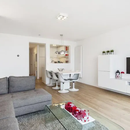 Lägenhet Malouki - 4 Star With Magnificent Sea View Koksijde